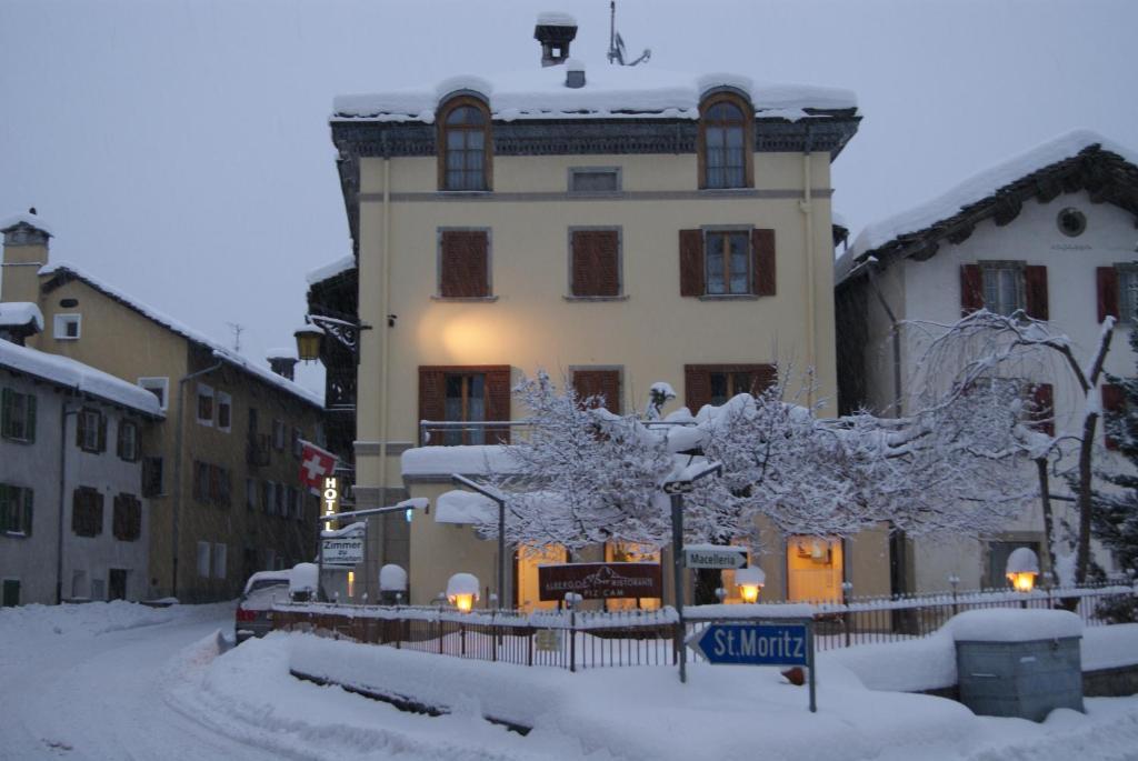 Albergo Piz Cam Vicosoprano ภายนอก รูปภาพ