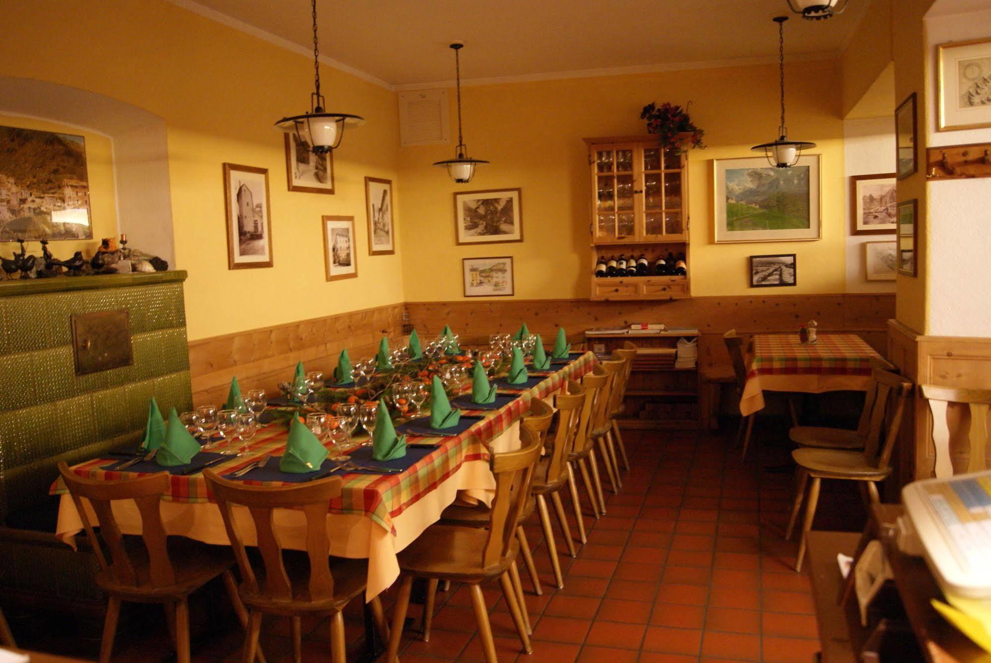 Albergo Piz Cam Vicosoprano ภายนอก รูปภาพ