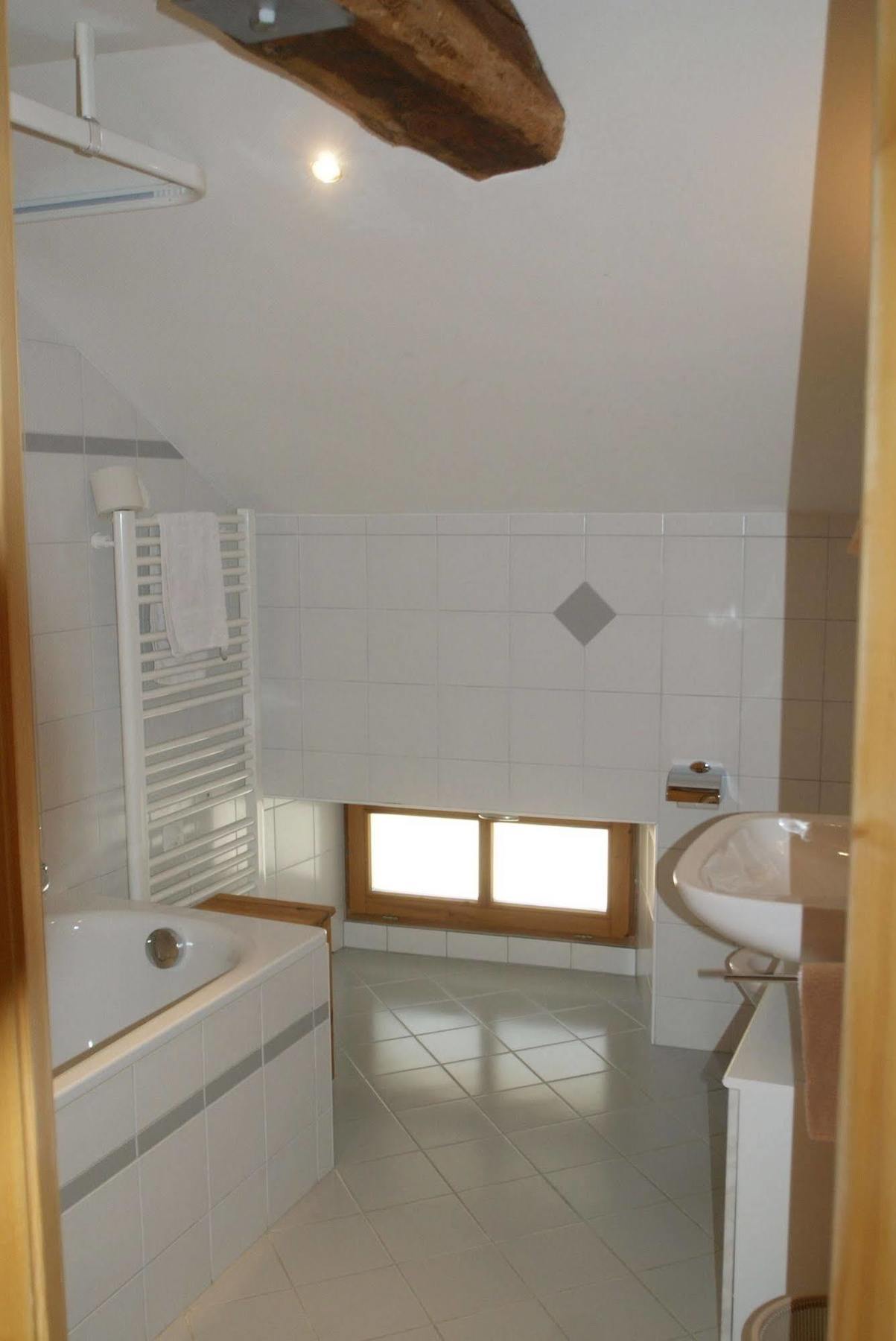 Albergo Piz Cam Vicosoprano ภายนอก รูปภาพ