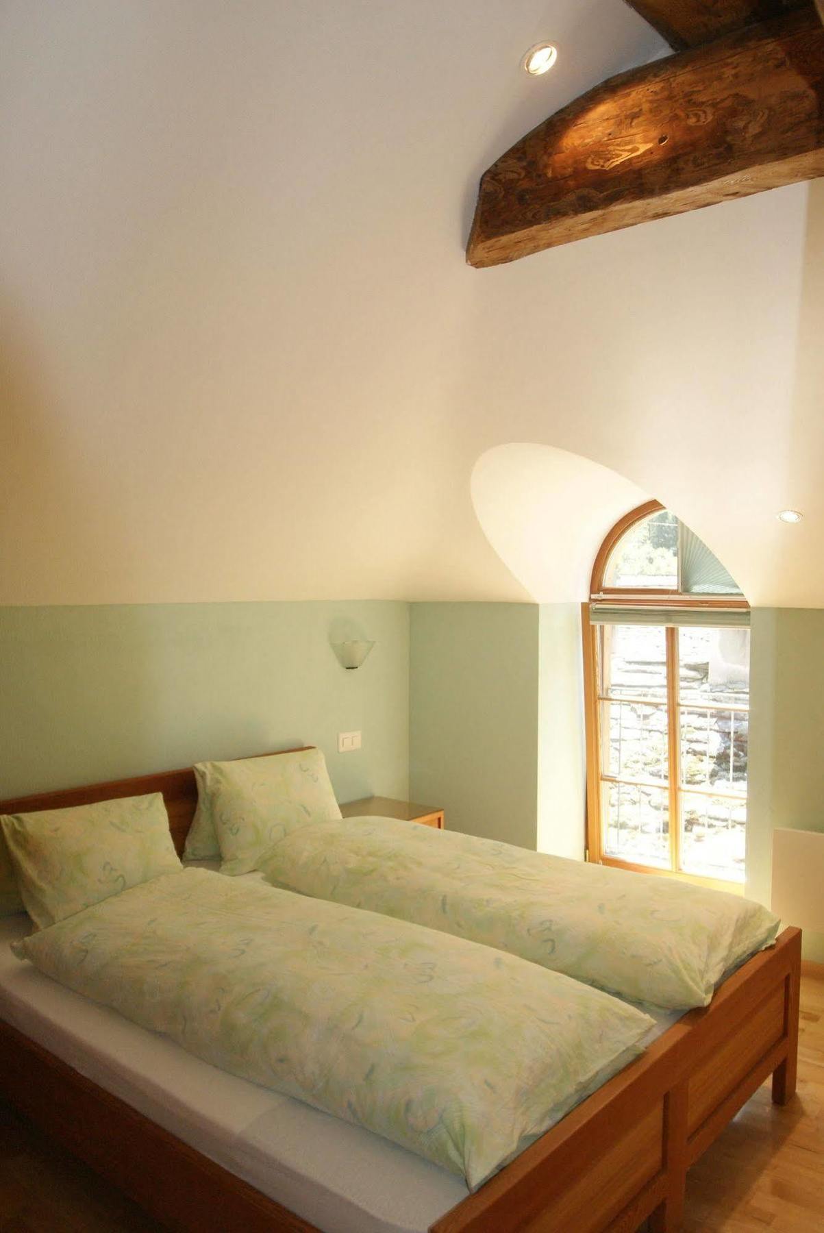 Albergo Piz Cam Vicosoprano ภายนอก รูปภาพ